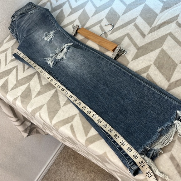 Judy Blue Distressed Straight Jeans size 5/27 Women’s Jeans - Picture 10 of 10